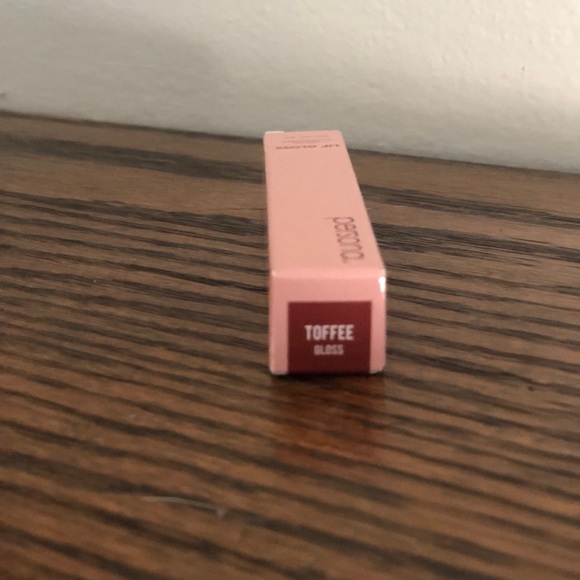 Persona  Cosmetics Lip Gloss - Picture 4 of 5